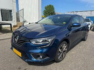 krockskadad bil auto Renault Mégane 1.2 TCe Bose 2016/2