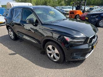Unfallwagen Volvo XC40 2.0  AUTOMAAT T4 Inscription 2019/4