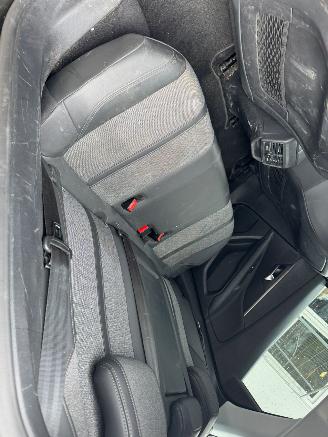 Peugeot 3008 1.2 AUTOMAAT PureTech Blue Lease Premium picture 16