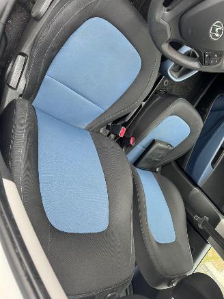 Hyundai I-10 Hyundai i10 1.0i i-Motion Comfort picture 20