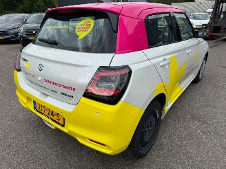 Suzuki Swift 1.2 Comfort Smart Hybrid picture 2