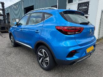 MG ZS EV Standard Range Luxury 50 kWh picture 3