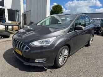 Auto incidentate Ford C-Max 1.0 Titanium 2015/10
