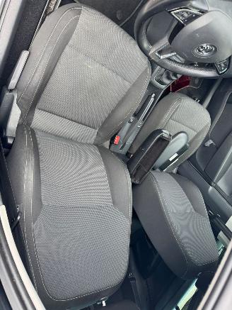 Skoda Rapid Spaceback 1.2 TSI Greentech Elegance Businessline Pro picture 16