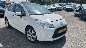damaged passenger cars Citroën C3 1.6  AUTOMAAT VTi Exclusive 2013/4