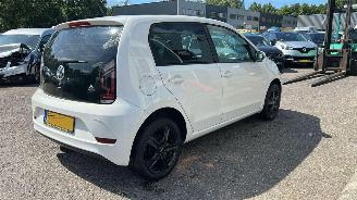 Volkswagen Up! 1.0 BMT move up! picture 5
