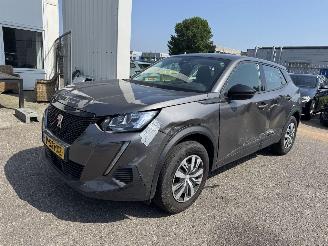 Voiture accidenté Peugeot 2008 1.2 Puretech Active 2022/7
