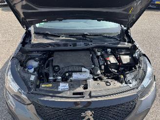 Peugeot 2008 1.2 Puretech Active picture 17