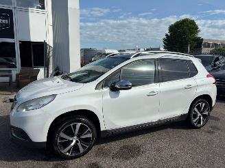 Peugeot 2008 1.6 VTi Féline picture 2
