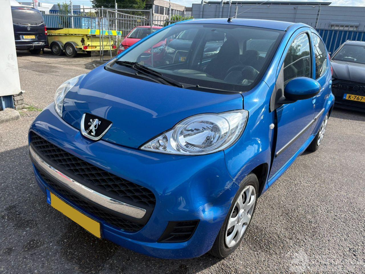 Peugeot 107 1.0-12V XS