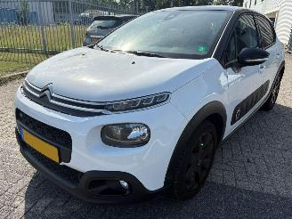 damaged passenger cars Citroën C3 1.2 PureTech Shine 2017/10