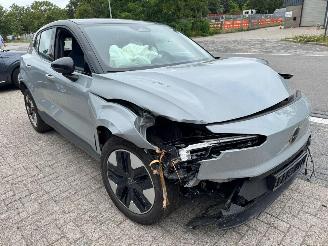 krockskadad bil auto Volvo EX30 Single Motor Plus 51 kWh 2024/7