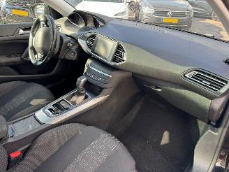 Peugeot 308 SW 1.2 AUTOMAAT  PureTech Blue Lease Premium picture 15
