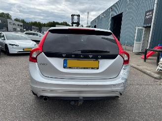 Volvo V-60 2.0 D2 Ocean Race picture 4