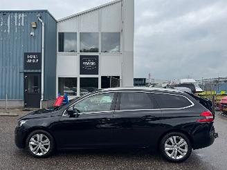 Peugeot 308 SW 1.6 BlueHDI Blue Lease Executive Pack picture 2