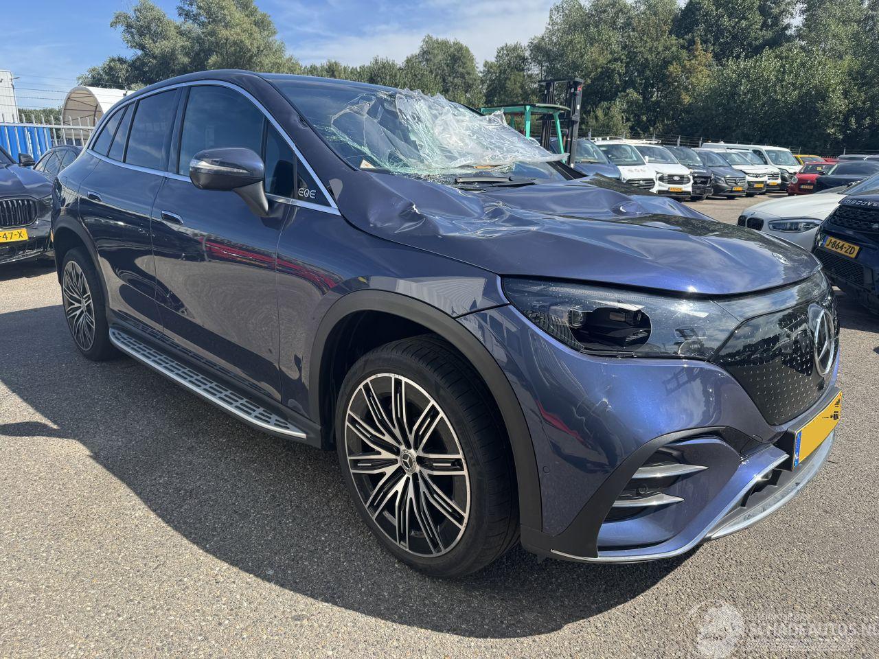 Mercedes EQE 350+ AMG Line 91 kWh PANO BJ 2023 54633 KM NAP !