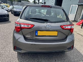 Toyota Yaris 1.5 VVT-I Active AUTOMAAT picture 6
