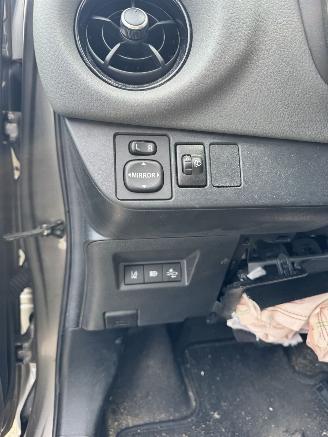 Toyota Yaris 1.5 VVT-I Active AUTOMAAT picture 14