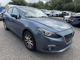 uszkodzony samochody osobowe Mazda 3 2.0 TS+ 2015/3
