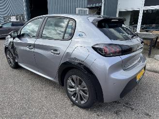 Peugeot 208 EV ActivePack 50 kWh picture 4