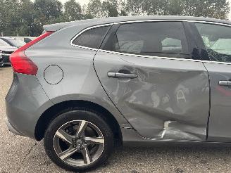 Volvo V-40 2.0 D2 Inscription picture 7