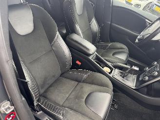 Volvo V-40 2.0 D2 Inscription picture 16