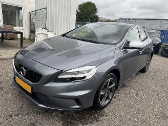 skadebil auto Volvo V-40 2.0 D2 Inscription 2016/9