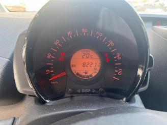 Peugeot 108 108, Hatchback, 2014 1.0 12V VVT-i picture 1