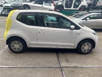 Auto da rottamare Volkswagen Up! Up! (121), Hatchback, 2011 1.0 12V 60 2012/12