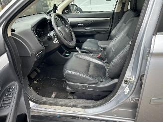 Mitsubishi Outlander 2.0 PHEV INSTYLE+ X-LINE picture 6