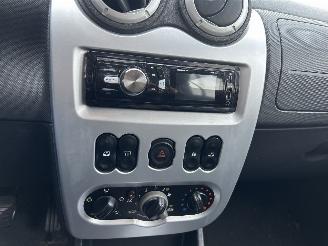Dacia Sandero 1.6 LAUREATE picture 7