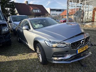 skadebil auto Volvo S-90 2.0 T4 BUSINESS LUXERY + 2020/8