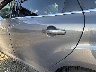 Ford Focus 1.0 ECOBOOST TITANIUM picture 6