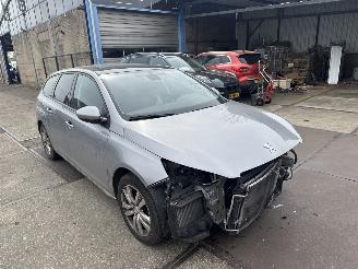 Peugeot 308 SW  1.6 HDI picture 3
