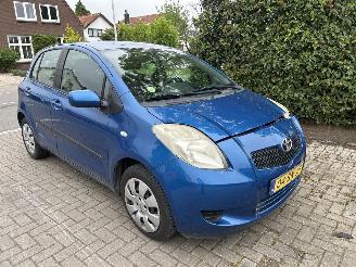 Auto incidentate Toyota Yaris 1.3 VVTI SOL 2006/3