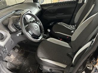 Toyota Aygo 1.0 VVT-I  X-PLAY picture 10