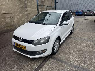 Vaurioauto  passenger cars Volkswagen Polo 1.2  TDI 2012/6
