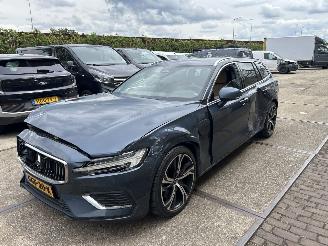Avarii autoturisme Volvo V-60 2.0 T6 PLUG IN HYBRID AWD PLUS BRIGHT 2024/7