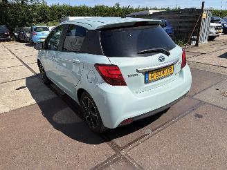 Auto incidentate Toyota Yaris 1.5  Hybrid Dynamic 2015/4