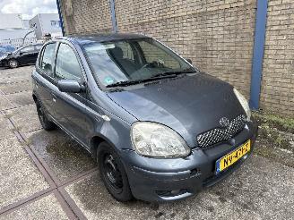 Damaged car Toyota Yaris 1.3 VVT-I  TERRA 2005/12