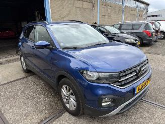 Vaurioauto  passenger cars Volkswagen T-Cross 1.0TSI LIFE 2023/4