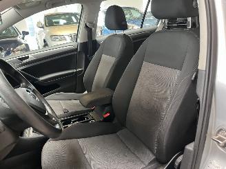 Volkswagen Golf 1.6 TDI Trendline BlueMotion picture 19