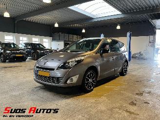 Damaged car Renault Scenic Grand Scénic 2.0 Bose 140 PK! Automaat 2012/1