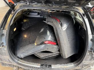 Toyota Auris 1.8 Hybrid Executive picture 10