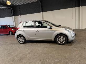 Hyundai I-20 1.4i DynamicVersion Automaat picture 6