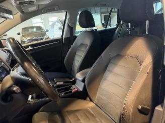 Volkswagen Golf 1.2 TSI Highline picture 19