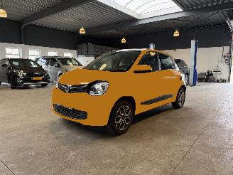 Damaged car Renault Twingo 1.0 SCe Collection 2019/6