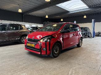 krockskadad bil auto Skoda Citigo 1.0 Greentech Arctic 2013/3