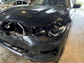 BMW 3-serie 330e Business Edition Plus BTW! picture 9