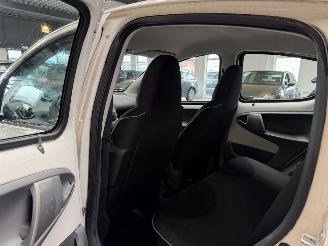 Peugeot 107 1.0-12V Millesim 200 picture 17